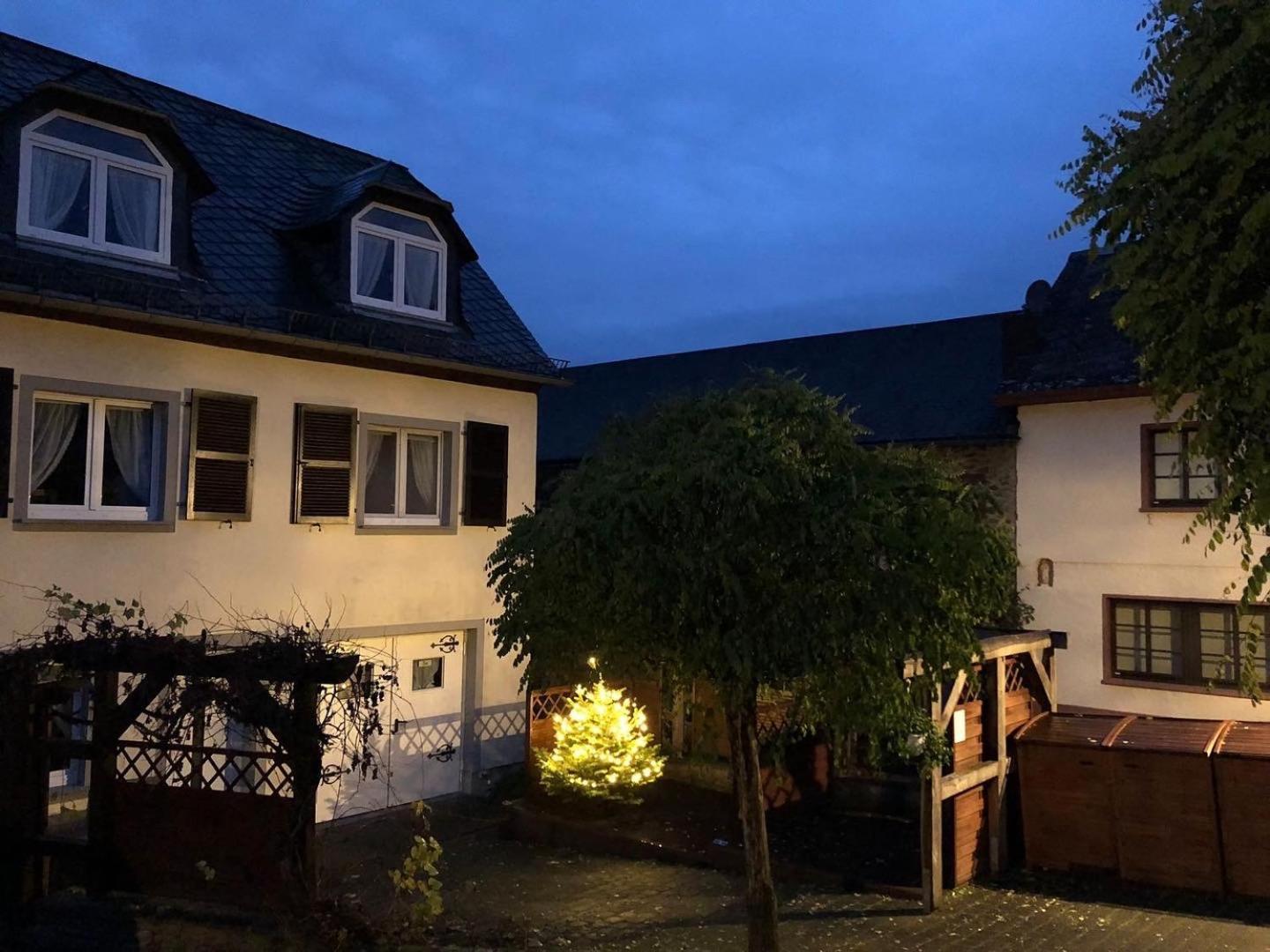 Eifelstuben Mit Charme - Am See, Nahe Burg Ulmen