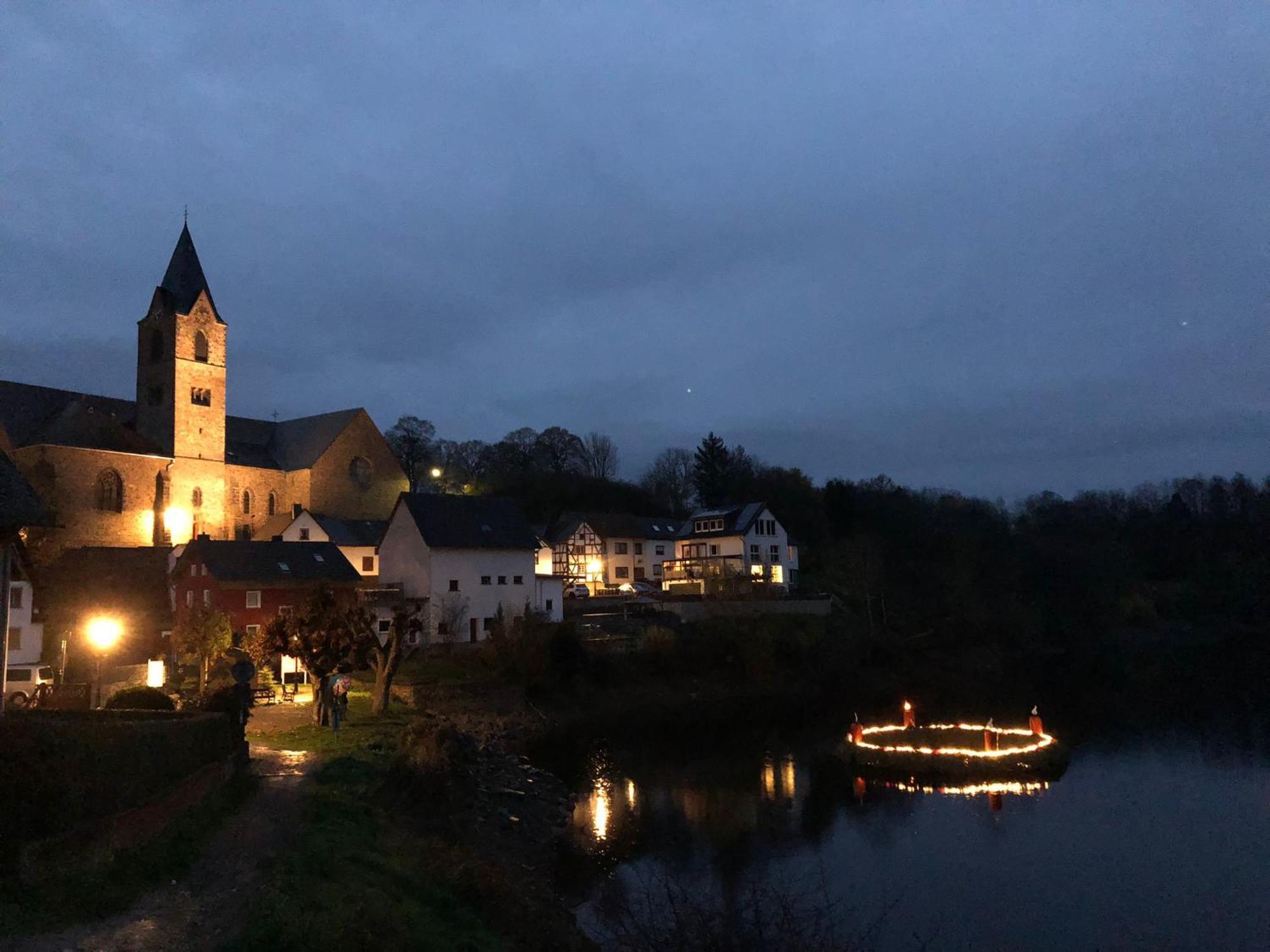 Eifelstuben Mit Charme - Am See, Nahe Burg